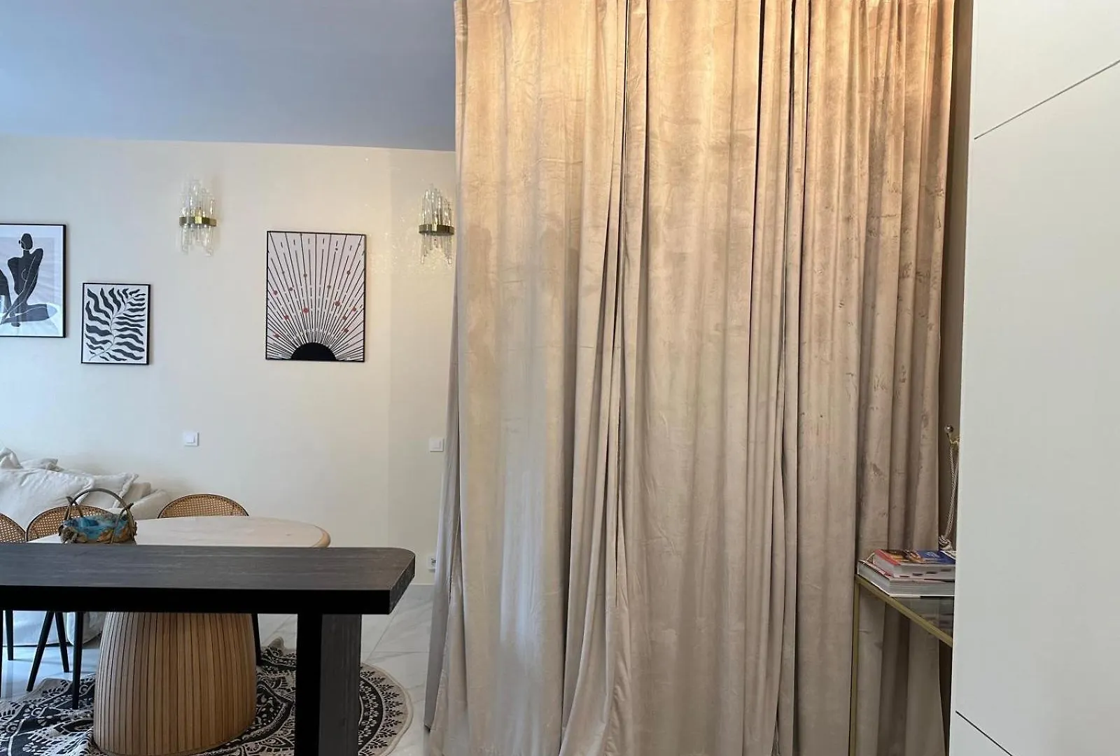 21a Marechal Foch Avenue Champs-elysees Апартаменты *