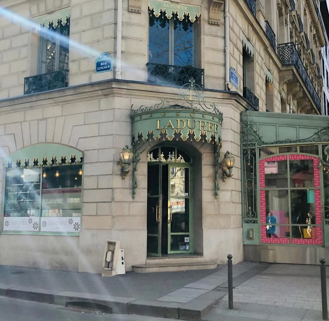 21a Marechal Foch Avenue Champs-elysees Апартаменты *
