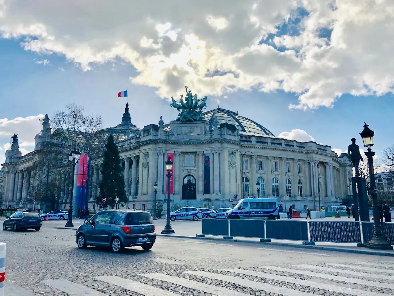 21a Marechal Foch Avenue Champs-elysees * Париж